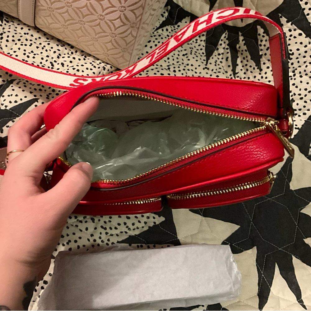 NWT Michael Kors • Jet Set Medium Leather Crossbody Bag w/ AirPod Case (red) - Picture 7 of 10